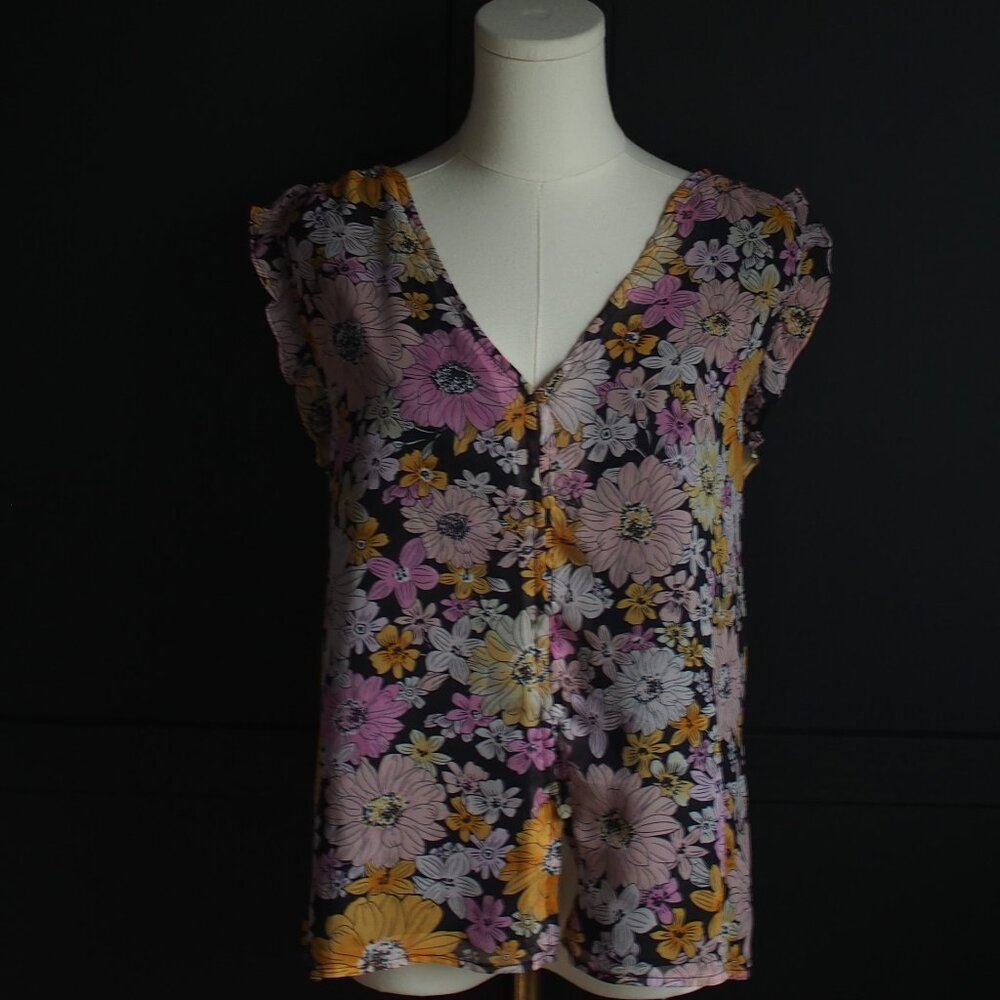 BB Dakota (by, Steve Madden) | Ruffle Sleeve Floral Blouse/Shirt